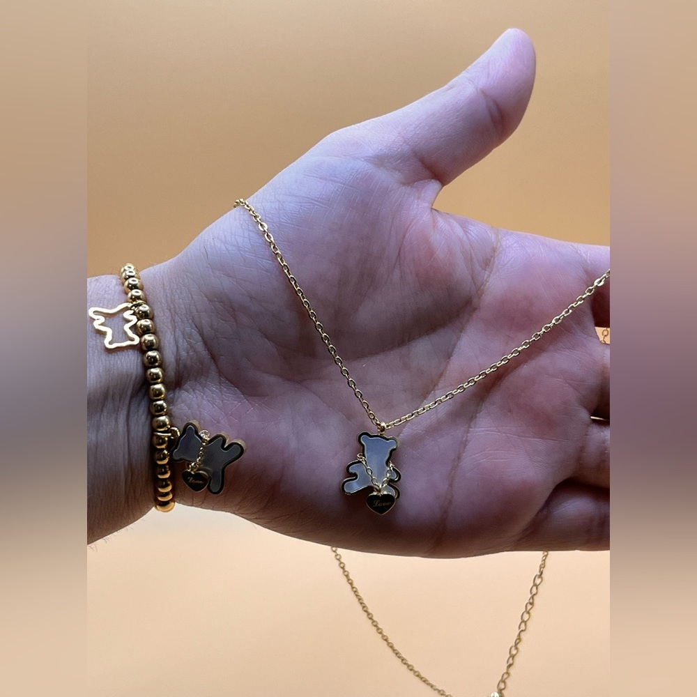 Necklace and bracelet set for women